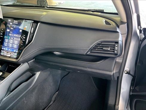 Certified 2025 Subaru Legacy Premium AWD/4WD image 11