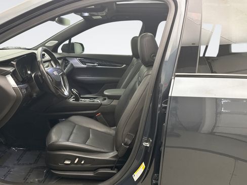 Used 2020 Cadillac XT6 Premium Luxury AWD/4WD image 11