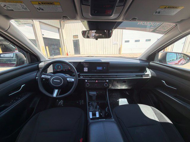 Used 2025 Hyundai Tucson SEL AWD/4WD image 18