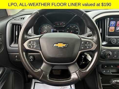 Used 2018 Chevrolet Colorado Z71 AWD/4WD image 6