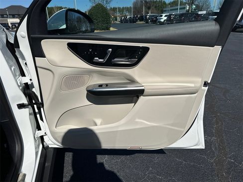 Certified 2026 Mercedes-Benz GLC 300 4MATIC image 15