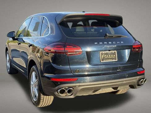 Used 2015 Porsche Cayenne S image 3