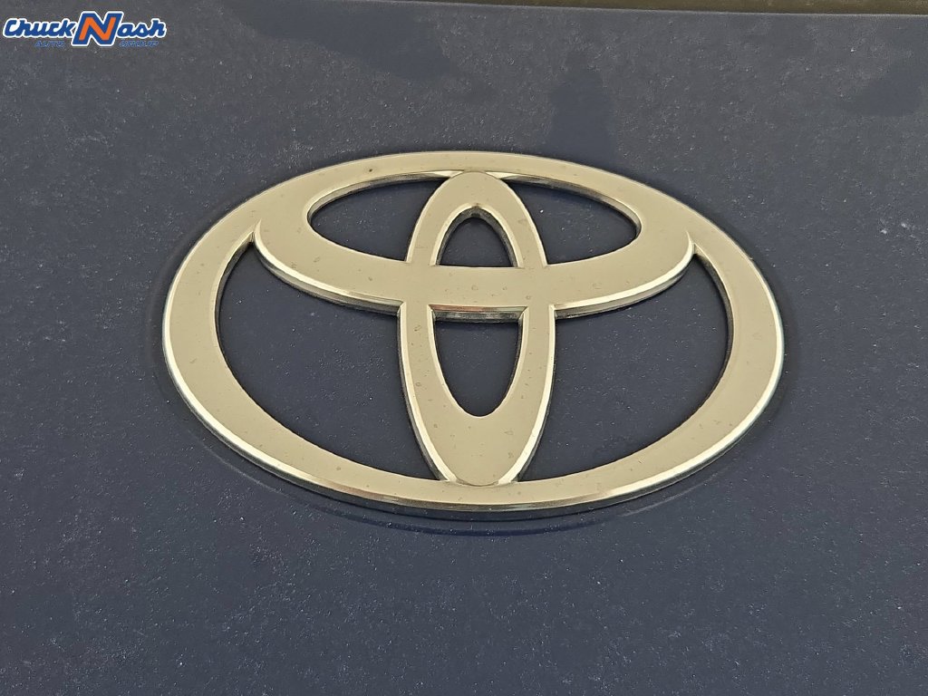 Used 2026 Toyota Camry SE FWD image 35
