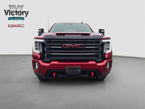 Used 2022 GMC Sierra 2500 AT4 image 3