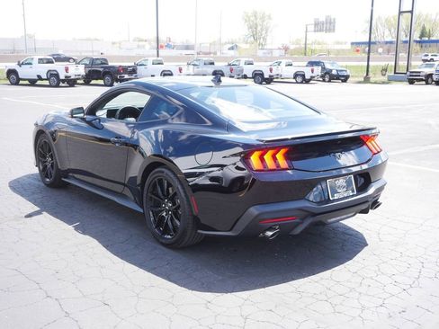 Used 2024 Ford Mustang Premium RWD image 9