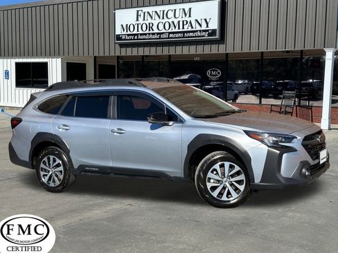 Used 2025 Subaru Outback Premium w/ Popular Package #1A image 1