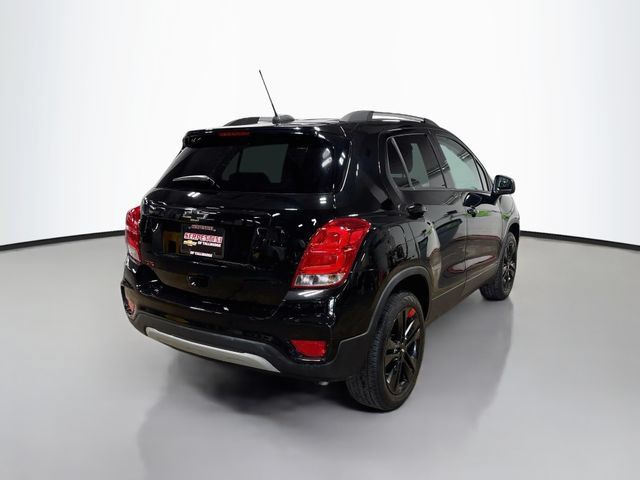 Used 2021 Chevrolet Trax LT w/ Redline Edition AWD/4WD image 6