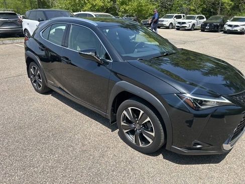 Used 2021 Lexus UX 250h w/ Premium Package AWD/4WD image 13