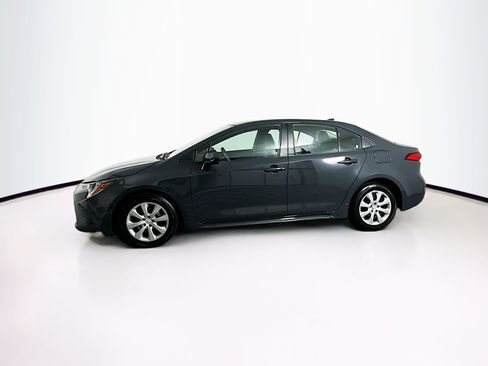 Used 2023 Toyota Corolla LE image 4