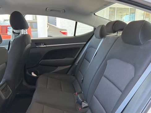 Used 2018 Hyundai Elantra SEL FWD image 8
