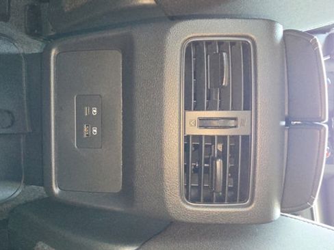 Used 2023 Nissan Rogue SV FWD image 20