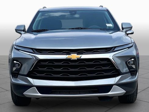 Used 2024 Chevrolet Blazer LT w/ Convenience Package FWD image 4