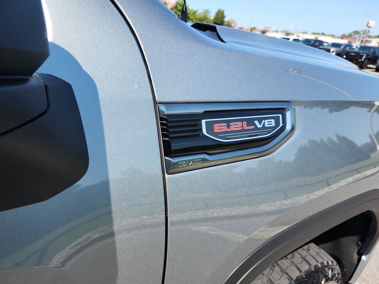 Used 2026 GMC Sierra 1500 AT4 w/ AT4 Premium Package AWD/4WD image 8