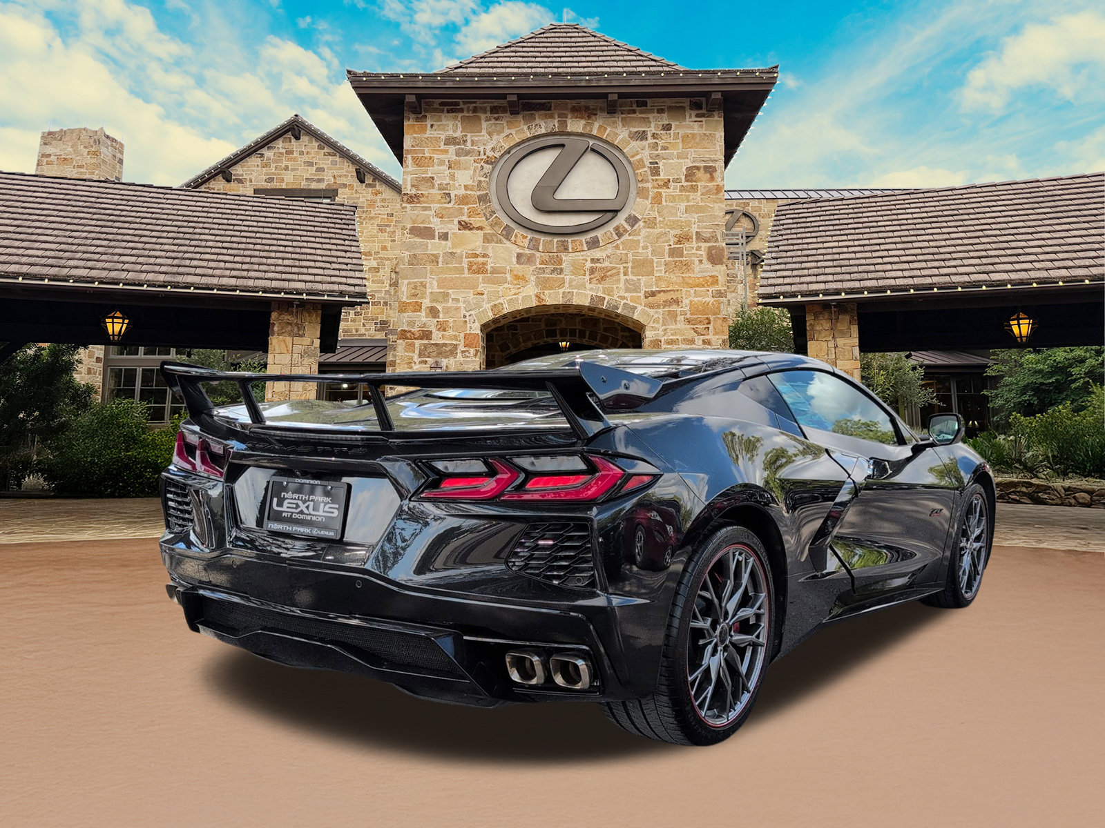 Used 2023 Chevrolet Corvette Stingray Premium Cpe RWD image 2