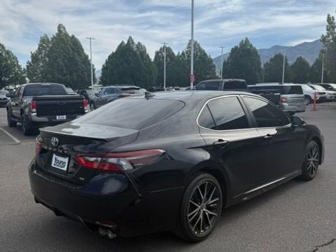 Used 2024 Toyota Camry SE FWD image 6