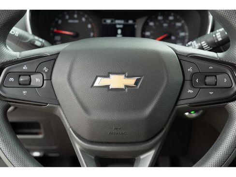 Used 2023 Chevrolet TrailBlazer LT FWD image 17