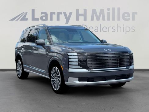 New 2026 Hyundai Palisade Calligraphy FWD image 11