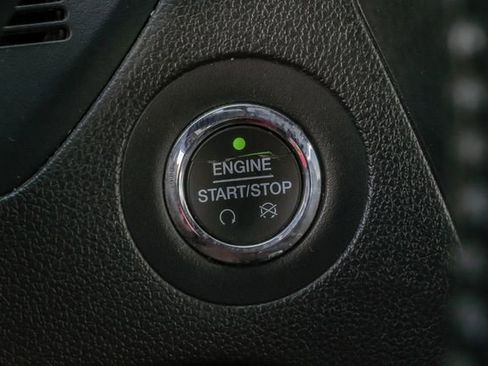 Used 2018 Ford Explorer XLT w/ Equipment Group 202A image 21