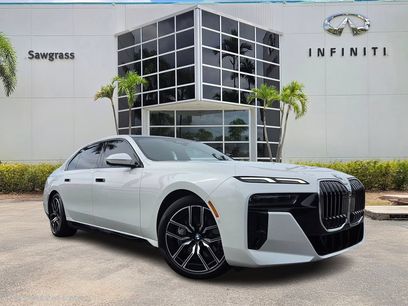 Used 2024 BMW 760i xDrive w/ Premium Package 2
