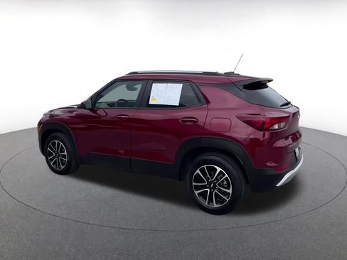 Used 2025 Chevrolet TrailBlazer LT image 10