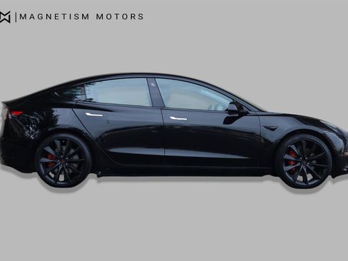 Used 2018 Tesla Model 3 Long Range RWD image 2