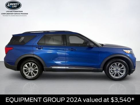 Certified 2022 Ford Explorer XLT w/ Equipment Group 202A AWD/4WD image 2