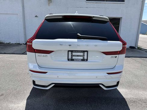 Used 2023 Volvo XC60 B5 Plus w/ Climate Package AWD/4WD image 5