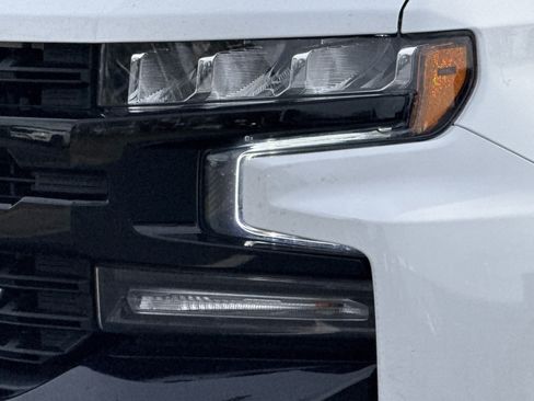 Used 2021 Chevrolet Silverado 1500 LT Trail Boss w/ Convenience Package II image 5