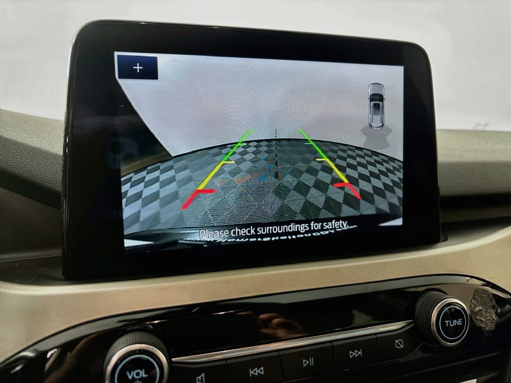 Used 2020 Ford Escape SE FWD image 15