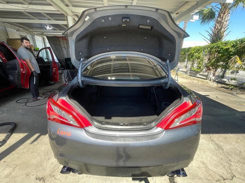 Used 2016 Hyundai Genesis 3.8 RWD image 7
