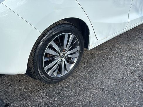 Used 2015 Honda Fit EX image 8