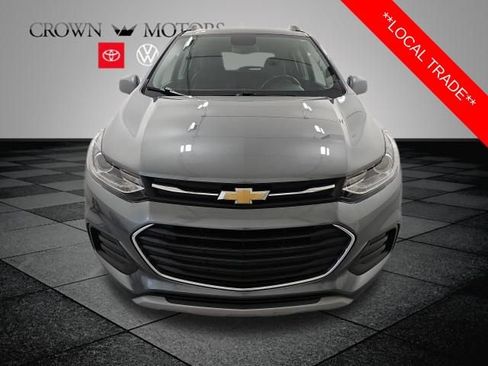 Used 2019 Chevrolet Trax LT w/ LT Convenience Package AWD/4WD image 2