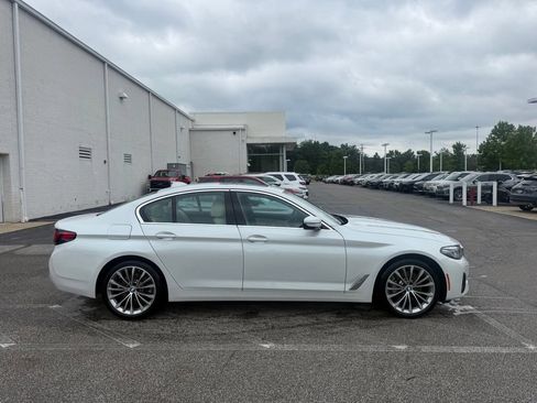 Used 2023 BMW 530i xDrive w/ Premium Package AWD/4WD image 6