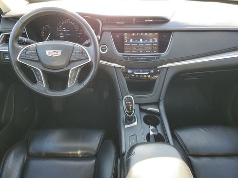 Used 2017 Cadillac XT5 Luxury w/ Driver Awareness Package image 25