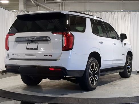 Used 2023 GMC Yukon AT4 w/ Technology Package image 17