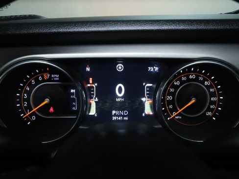 Used 2018 Jeep Wrangler Unlimited Sport S AWD/4WD image 24