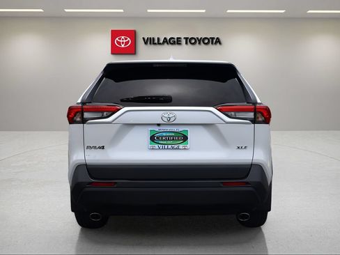 Certified 2024 Toyota RAV4 XLE Premium FWD image 4