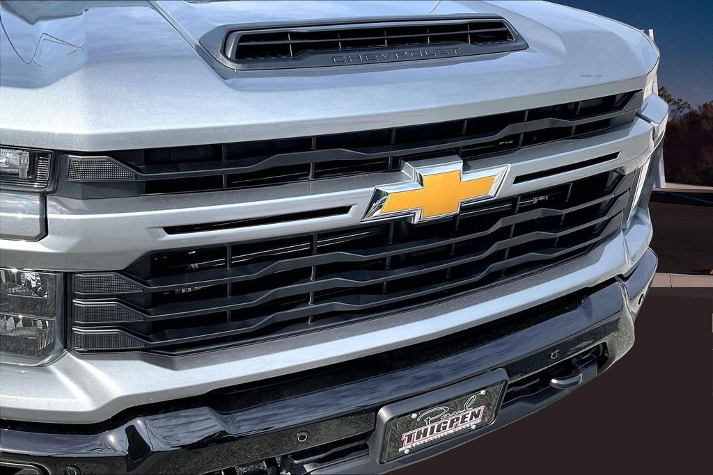 New 2026 Chevrolet Silverado 2500 Custom w/ Custom Value Package AWD/4WD image 16