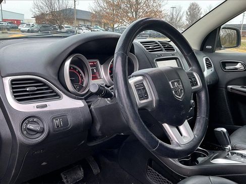 Used 2015 Dodge Journey R/T w/ Flexible Seating Group image 8