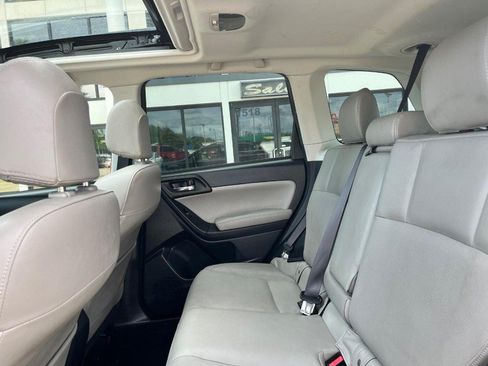 Used 2018 Subaru Forester 2.5i Limited w/ Popular Package #2 AWD/4WD image 17
