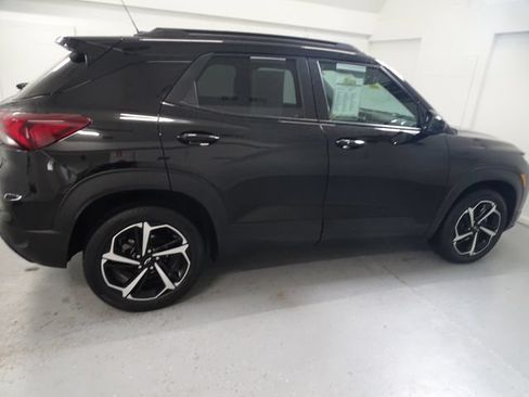 Used 2023 Chevrolet TrailBlazer RS w/ Sun and Liftgate Package AWD/4WD image 24