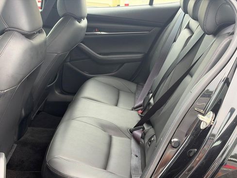 Used 2024 MAZDA MAZDA3 s FWD image 10