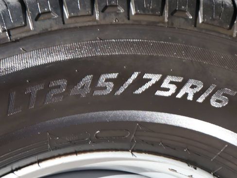 Used 2025 Mercedes-Benz Sprinter 2500 image 39