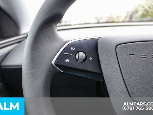 Used 2026 Tesla Model Y Long Range image 24