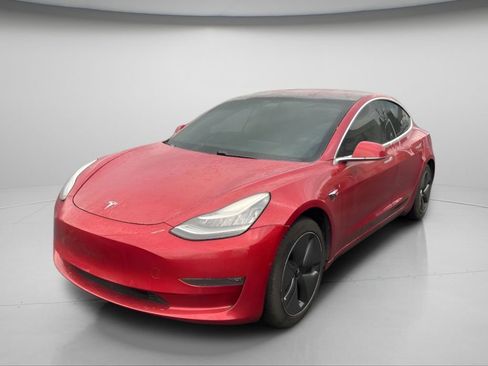 Used 2018 Tesla Model 3 Long Range image 8