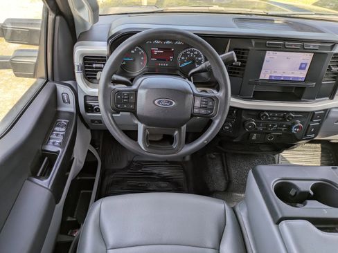 Used 2024 Ford F250 XL w/ XL Chrome Package AWD/4WD image 14