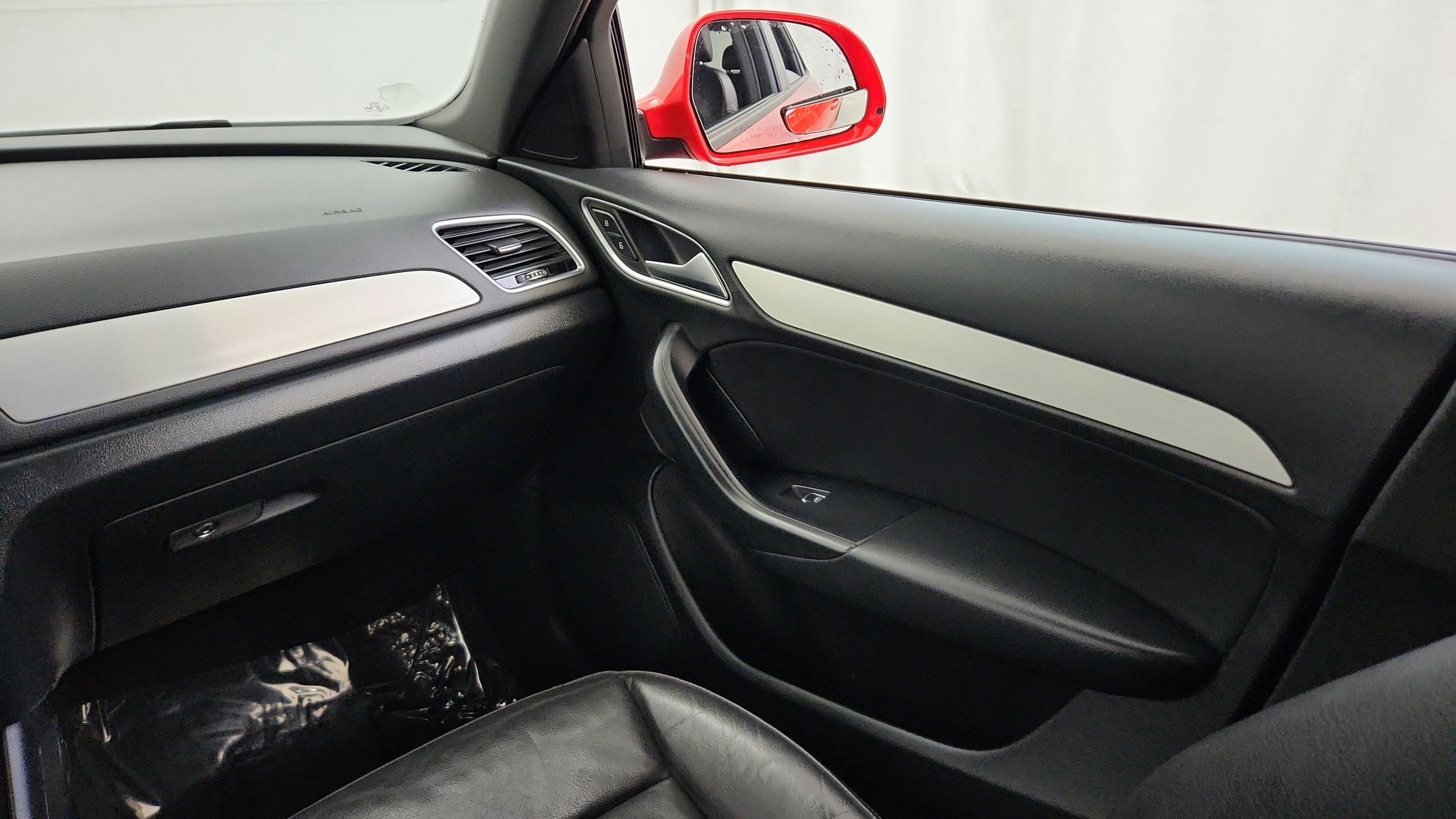 Used 2018 Audi Q3 2.0T Premium FWD image 27