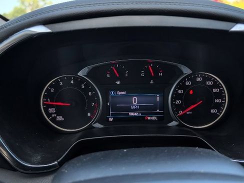 Used 2020 Chevrolet Blazer LT FWD image 17
