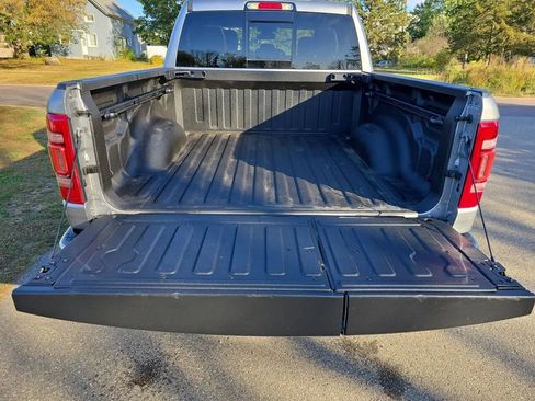 Used 2020 RAM 1500 Laramie AWD/4WD image 25