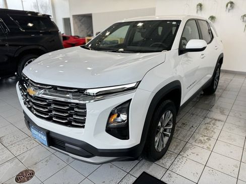 Certified 2025 Chevrolet Equinox LT image 32